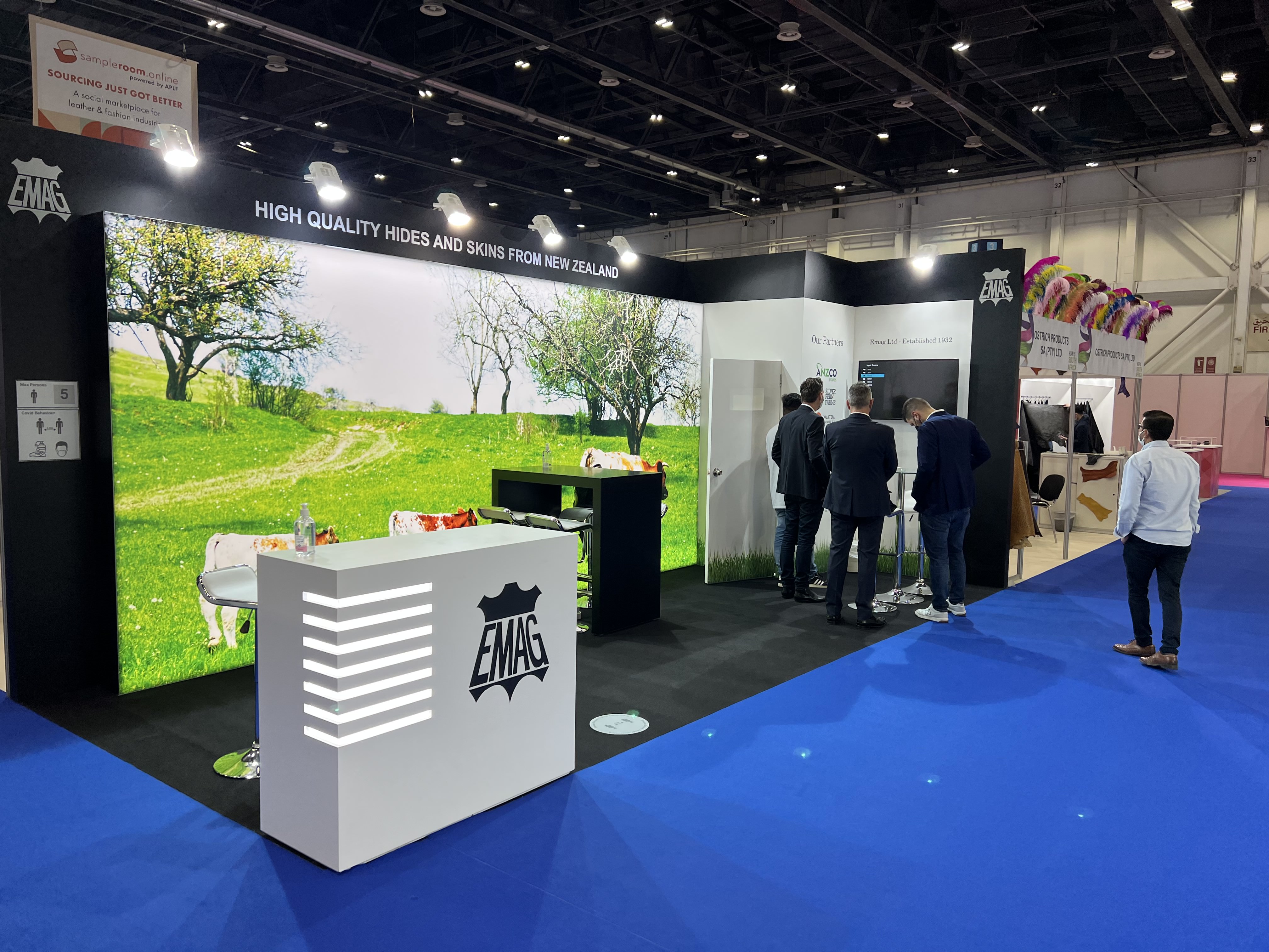 APLF | EMAG AG – Diverse Messestand von DAXO, China